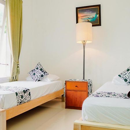 Dormitory Tourism Sritanjung Banyuwangi By Gajahsora Management Exteriér fotografie